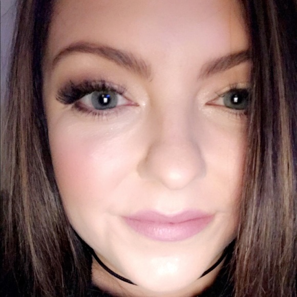Meet the Posher Other - Meet your Posher, Lacey